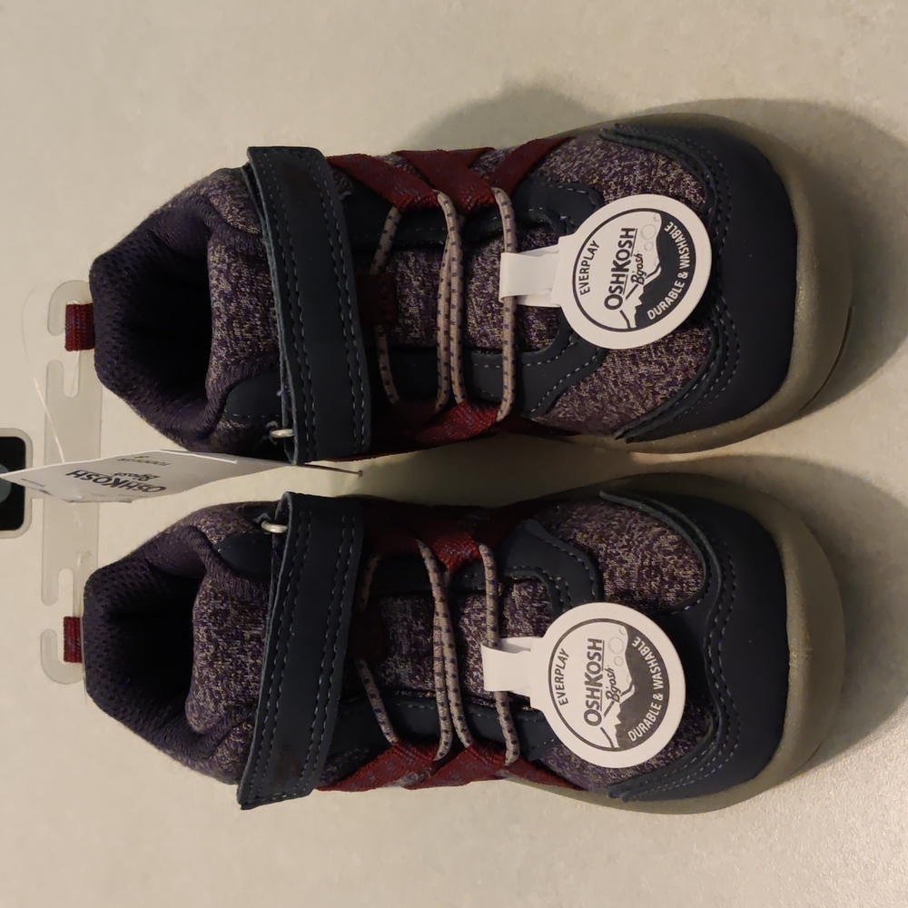 NWT OshKosh Toddler size 8 Forrest Navy Everplay - Durable & Washable.